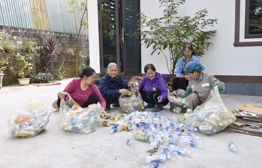 vận động phân loại, xử lý rác thải khu phố 5, phường hà phong, hạ long