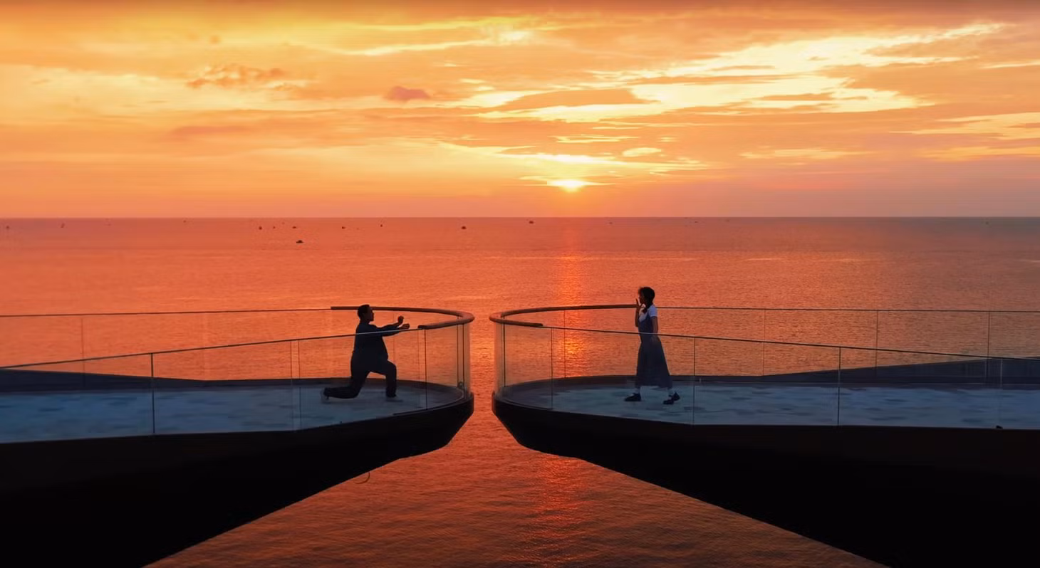 Cầu Hôn chính là điểm đến xuất hiện trong cảnh quay đắt giá nhất trong MV "Em đồng ý - I do" của ca sĩ Đức Phúc và ban nhạc nổi tiếng 911.