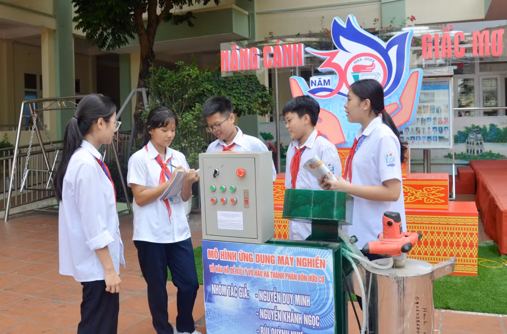 Hoạt động nghiên cứu khoa học của học sinh Trường THCS Trọng Điểm (TP Hạ Long).