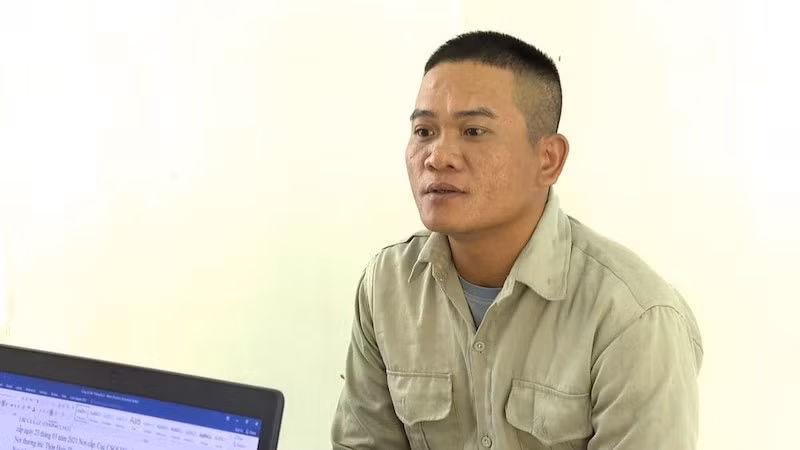 Đối tượng Lê Văn Thắng tại cơ quan Công an.