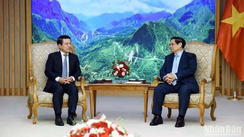 Thủ tướng Phạm Minh Chính tiếp đồng chí Saleumxay Kommasith, Phó Thủ tướng Chính phủ, Bộ trưởng Ngoại giao nước Cộng hoà Dân chủ Nhân dân Lào.