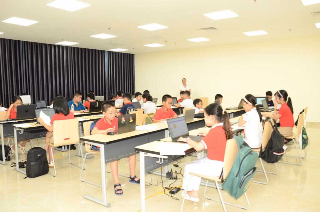 Tham gia Hội thi năm nay có 342 thí sinh của 7 đơn vị.