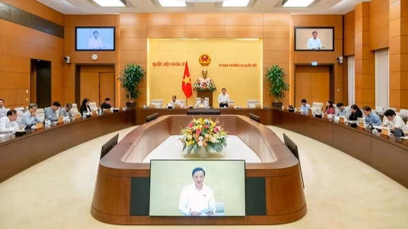 Quang cảnh phiên họp ngày 23/7 của Ủy ban Thường vụ Quốc hội.