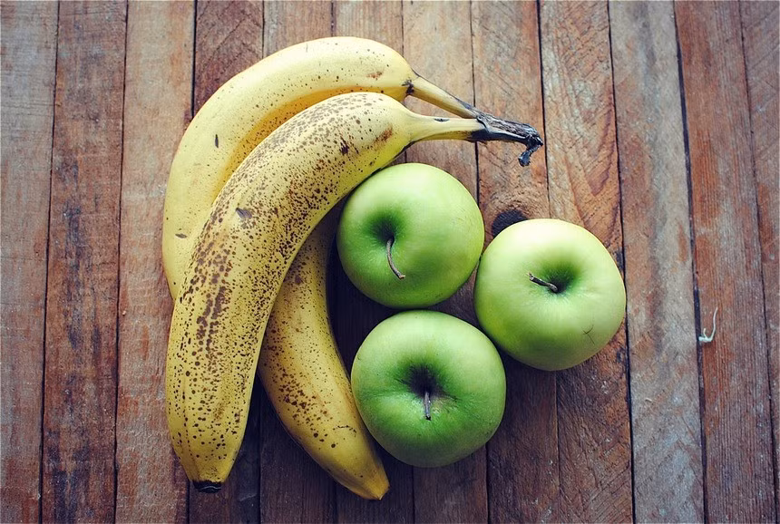 Pectin và các hợp chất khác trong táo có thể phòng ngừa tình trạng viêm ruột do rượu gây ra (Ảnh: Internet)