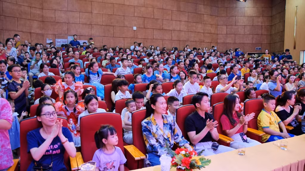 Chương trình thu hút sự quan tâm của các bậc phụ huynh.