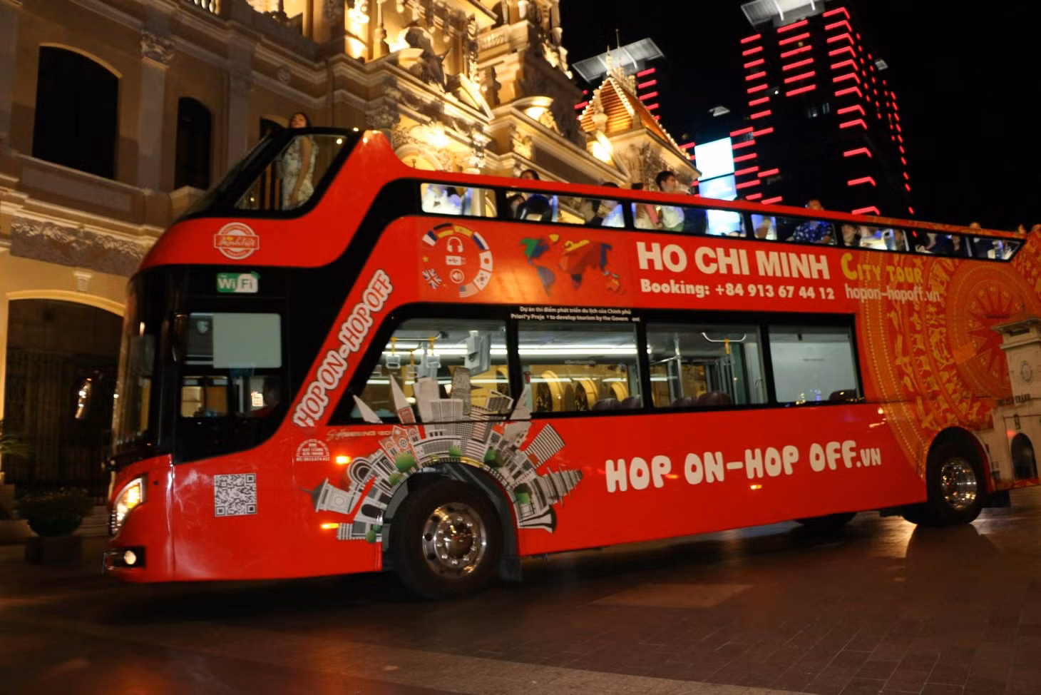 Hành trình tour mang chủ đề “Không ngủ ở Sài Gòn”.
