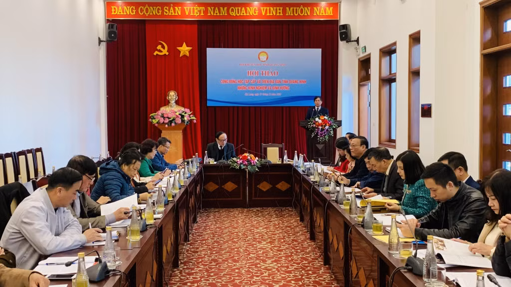 Quang cảnh buổi hội thảo.