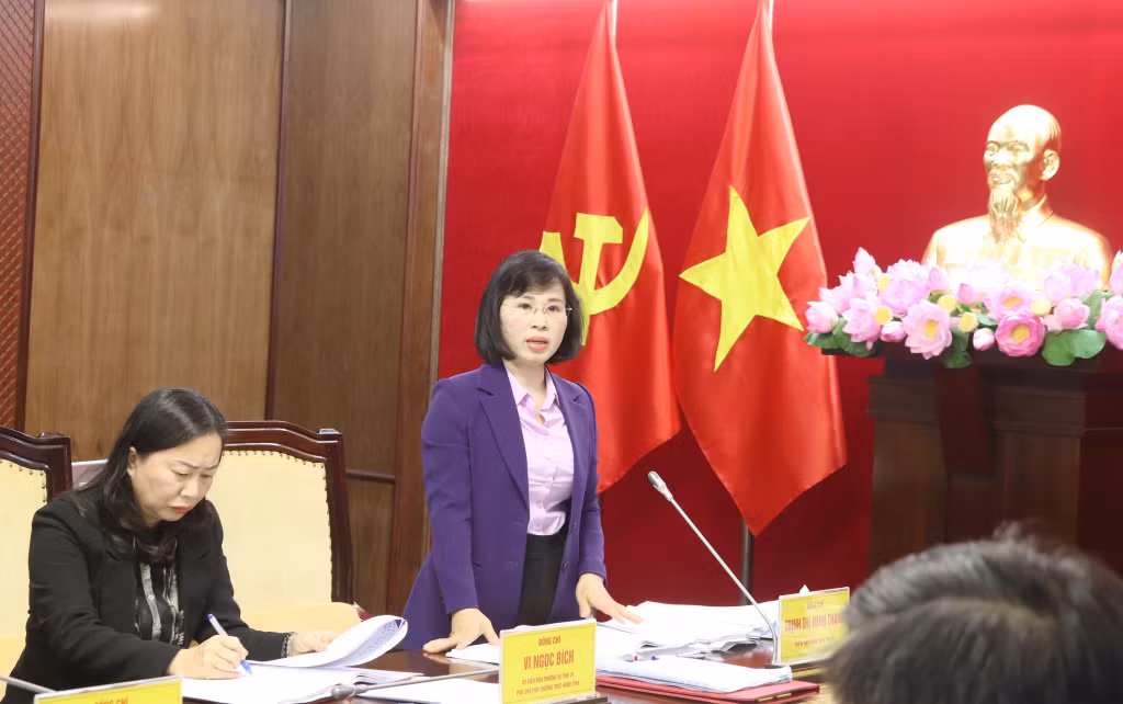 Đồng chí Trịnh Thị Minh Thanh, Phó Bí thư Thường trực Tỉnh ủy, phát biểu tại hội nghị.