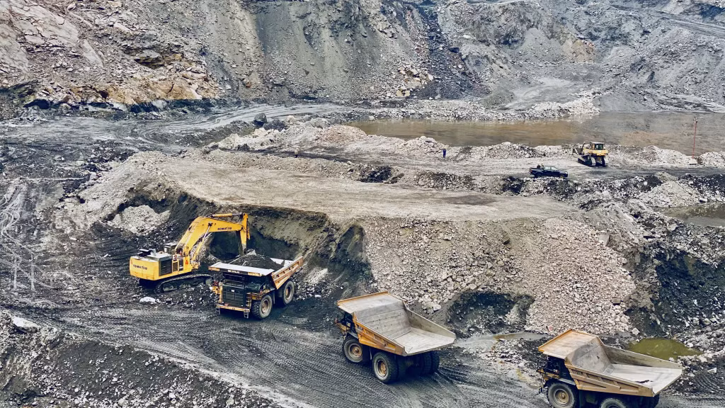 Năm 2023, Than Đèo Nai tăng tỷ lệ huy động các thiết bị khoan, xúc bốc phục vụ sản xuất.