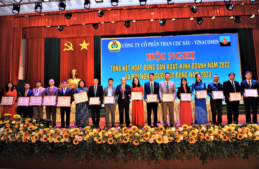 Hội nghị người lao động tại Công ty CP Than Cọc Sáu.