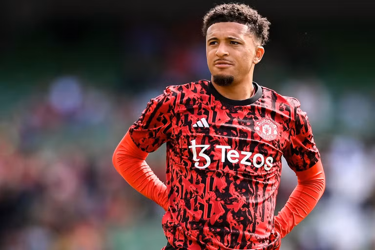 Sancho là một cầu thủ khác muốn Erik ten Hag mau bị MU sa thải