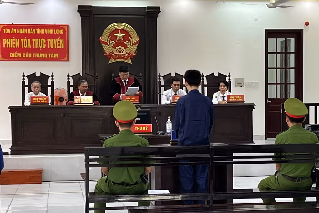 Phiên tòa xét xử Lê Tân Định (Ảnh: CTV).