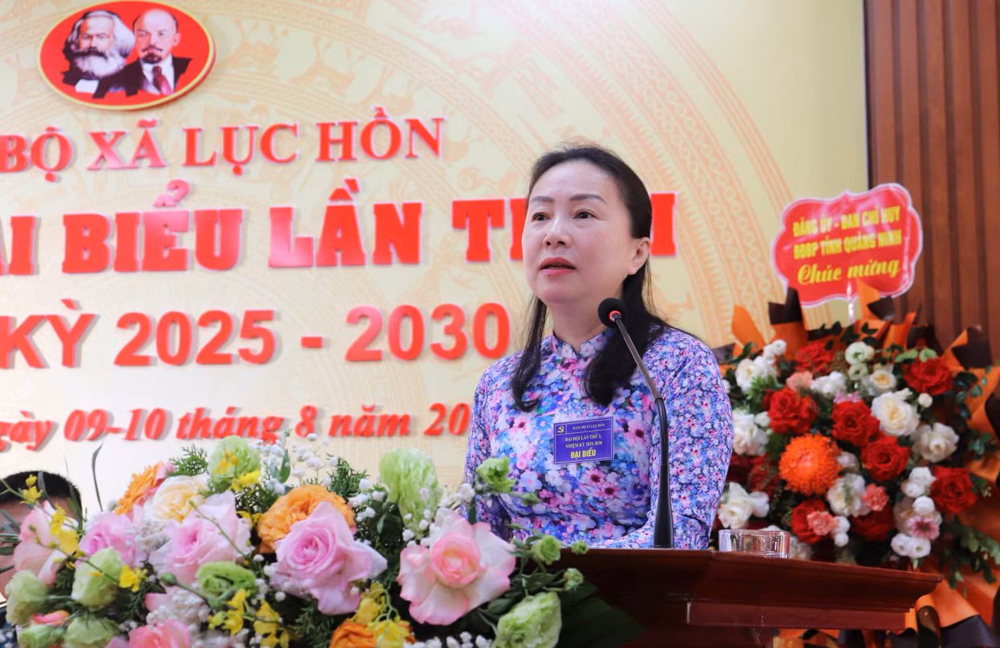 Đồng chí Vi Ngọc Bích, Ủy viên Ban Thường vụ Tỉnh uỷ, Phó Chủ tịch Thường trực HĐND tỉnh, phát biểu tại đại hội.