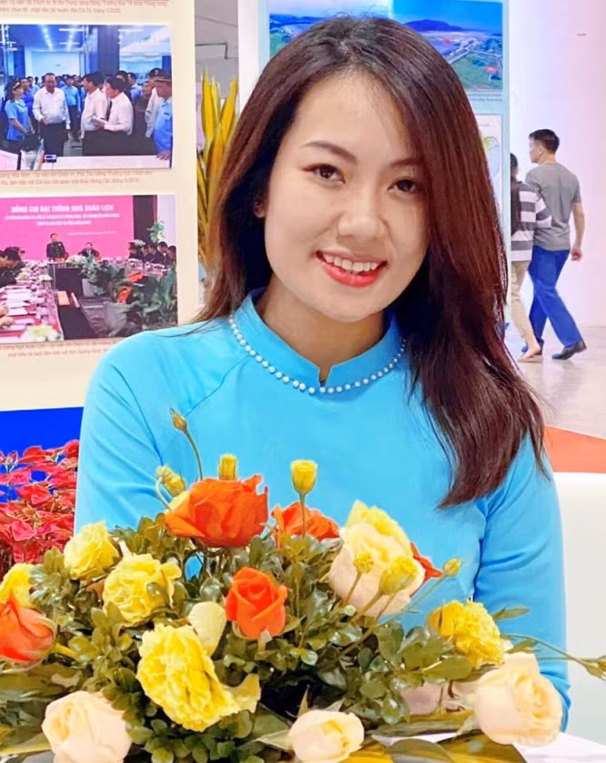 Cán bộ thư viện trẻ lan tỏa tình yêu sách ảnh 1