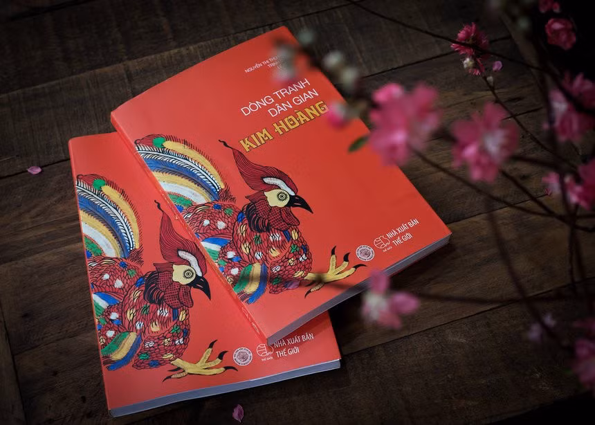 Sách Dòng tranh dân gian Kim Hoàng. Ảnh: Bảo tàng gốm sứ Hà Nội.