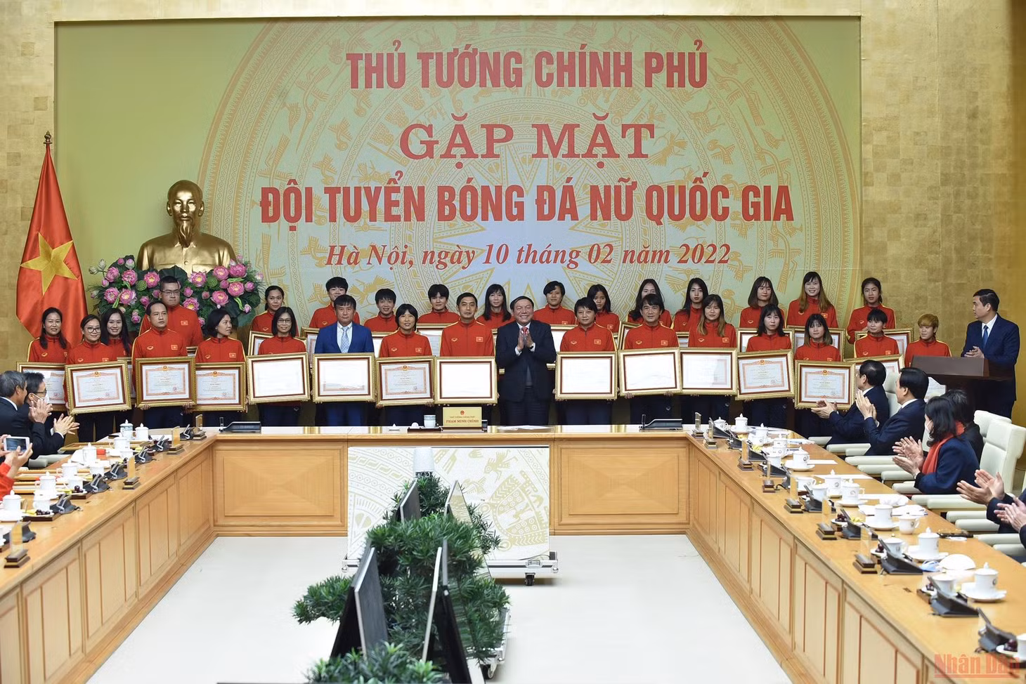 29 cá nhân là thành viên đội tuyển vinh dự được trao tặng Bằng khen của Thủ tướng Chính phủ.