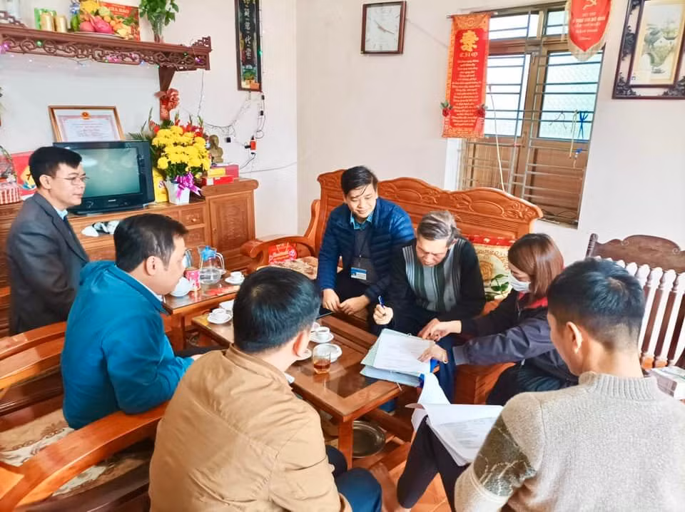 Ngày sau kỳ nghỉ Tết Nguyên đán 2022, Trung tâm Phát triển Quỹ đất thành phố đã phối hợp với phường Phương Nam hoàn tất thủ tục, tiến hành chi trả tiền bồi thường, hỗ trợ GPMB cho gia đình ông Bùi Ngọc Châu.