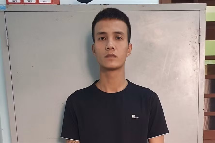 Đối tượng Phạm Anh Kiệt tại cơ quan công an. Ảnh: Phương Uyên