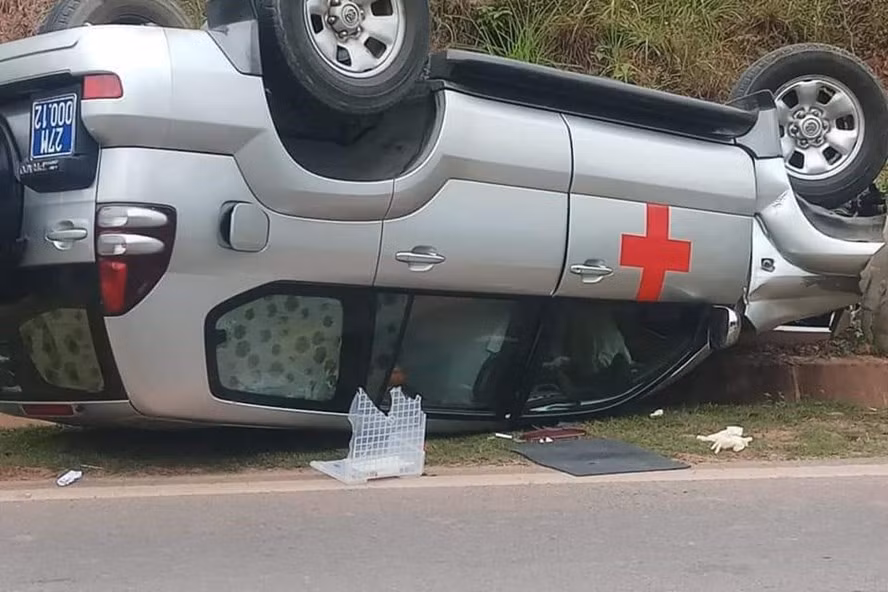 Hiện trường vụ tai nạn trên Quốc lộ 6. Ảnh: ĐVCC