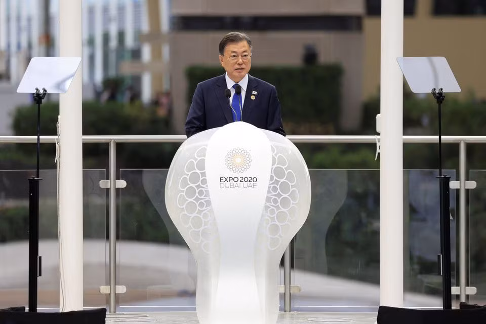Tổng thống Hàn Quốc Moon Jae-in phát biểu tại một sự kiện ở Các tiểu Vương quốc Arab Thống nhất ngày 16/1. Ảnh: Reuters