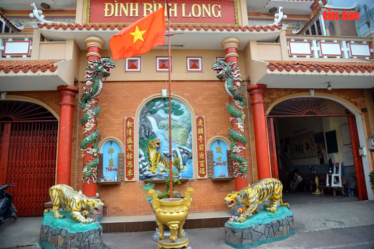 Đình Bình Long (Quận 8, TP Hồ Chí Minh).