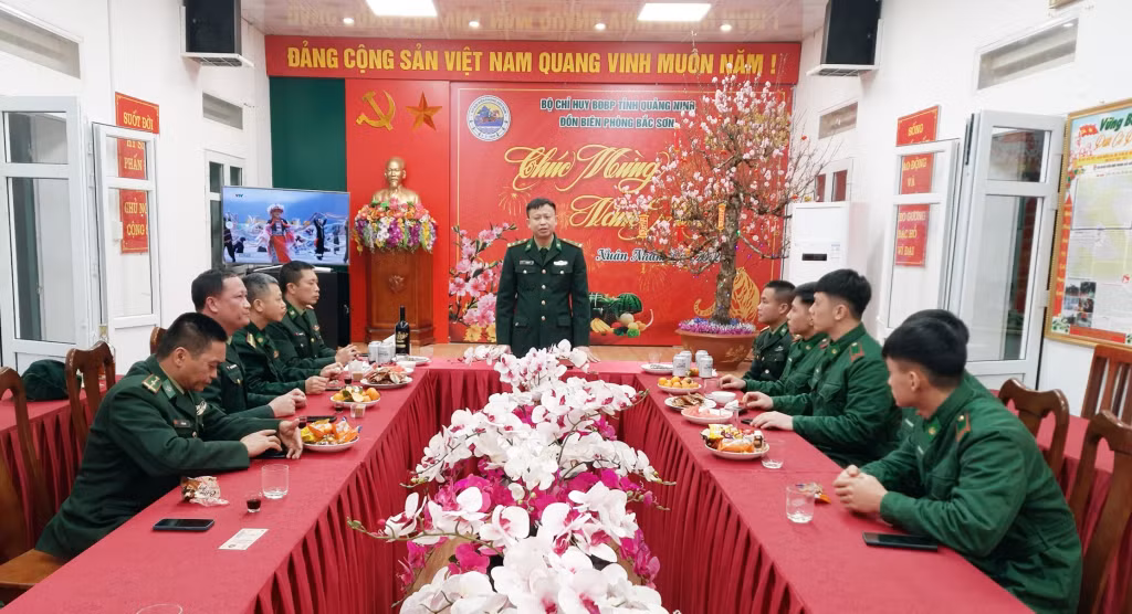 Đồn BP Bắc Sơn (TP Móng Cái) đón giao thừa năm 2022 tại đơn vị.