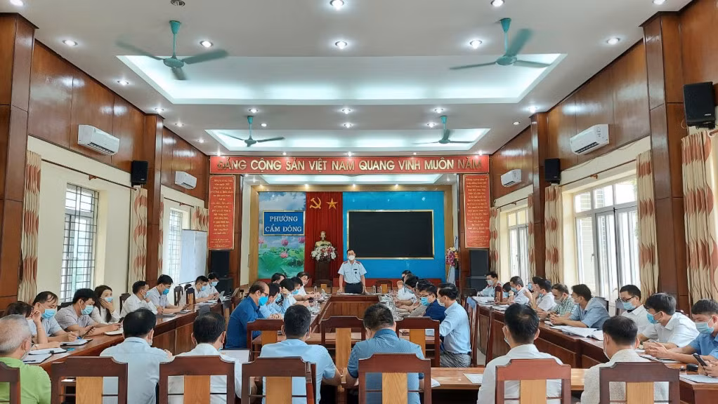 Quang cảnh buổi làm việc.