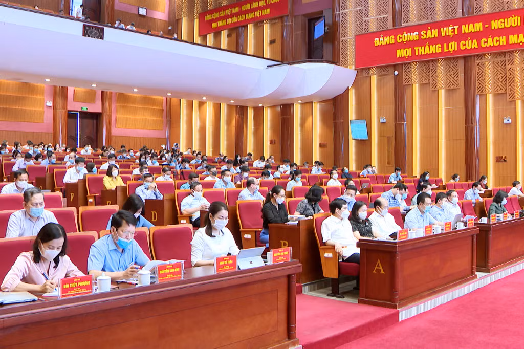 Các đại biểu dự hội nghị.