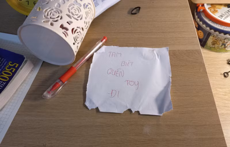 Nội dung dòng chữ cháu BQA để lại cho người thân trong gia đình.