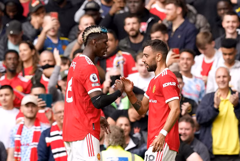 Pogba và Bruno Fernandes làm nức lòng fan trong ngày MU ra quân chiến dịch Premier League 2021/22 Paul Pogba đàm phán ở lại MU