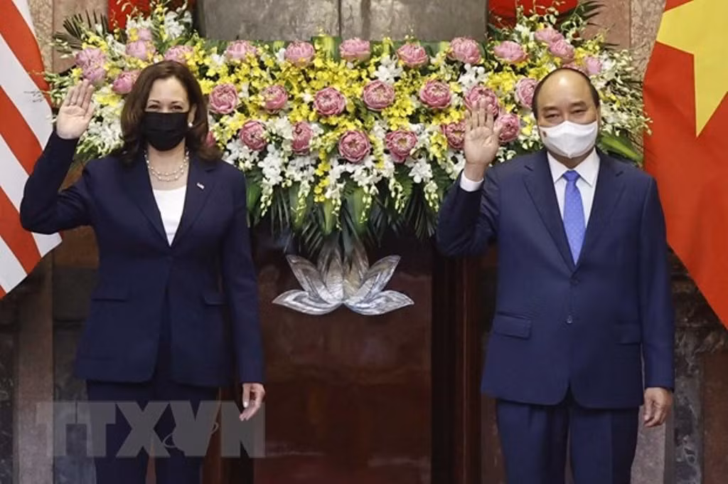 Chủ tịch nước Nguyễn Xuân Phúc và Phó Tổng thống Hoa Kỳ Kamala Harris tại buổi tiếp.