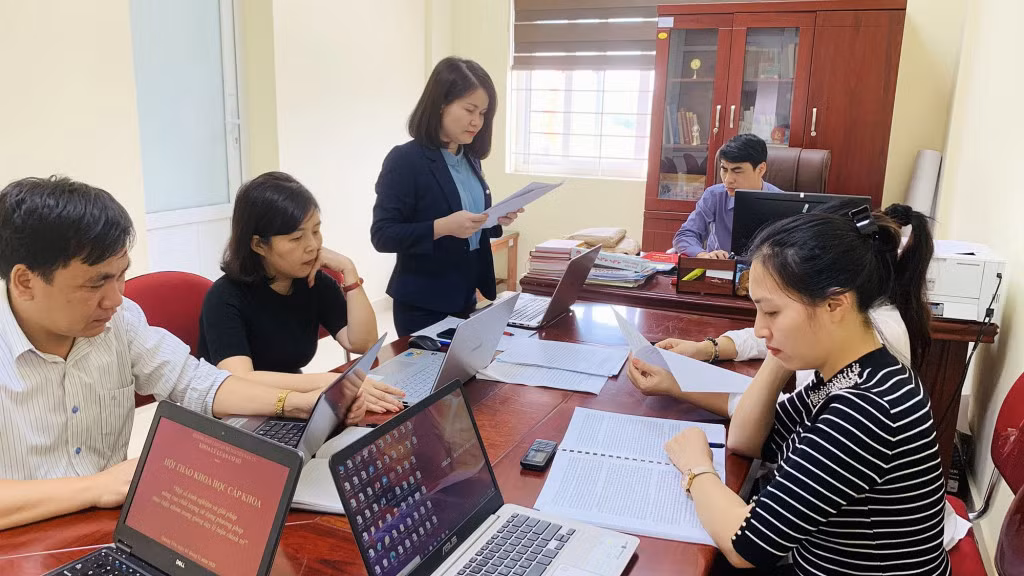 Hội thảo khoa học cấp khoa, Khoa Lý luận cơ sở, Trường Đào tạo cán bộ Nguyễn Văn Cừ, tháng 1/2021. Ảnh:Trúc Linh