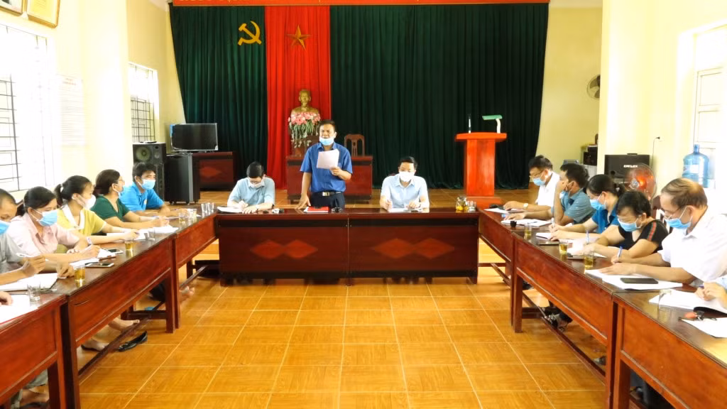 Quang cảnh buổi sinh hoạt chi bộ.