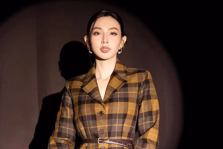 Việc Thuỳ Tiên được xác định ''có liên quan'' đến vụ kẹo Kera khiến tương lai bộ phim trở nên bất ổn.