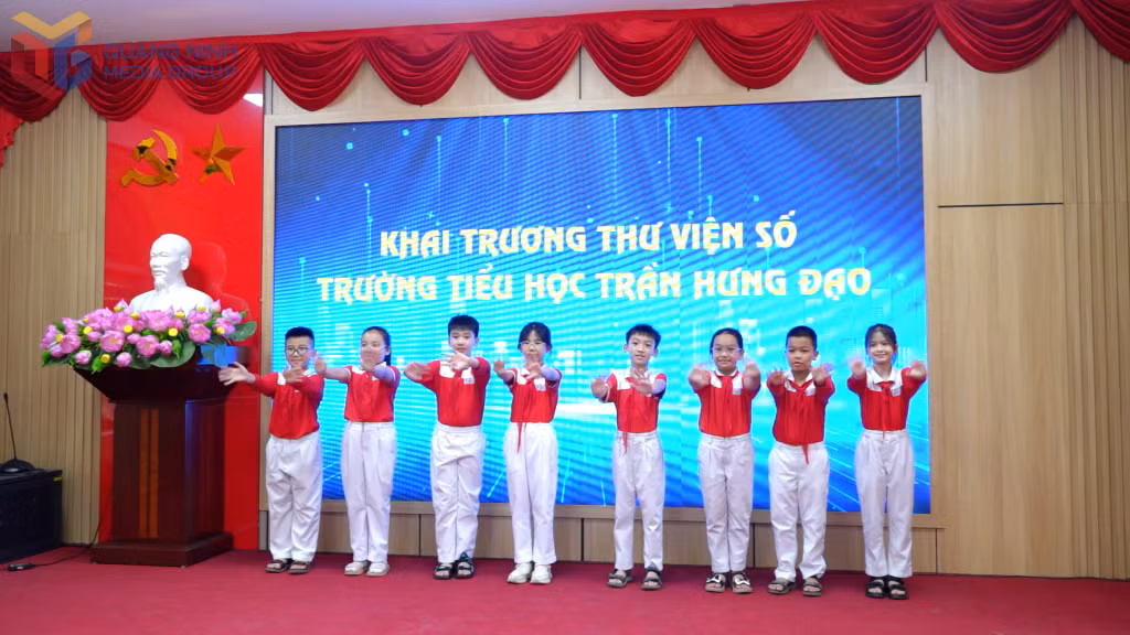 Khai trương Thư viện số Trường Tiểu học Trần Hưng Đạo với hơn 26.000 bản sách giấy và gần 1.000 bản sách điện tử.