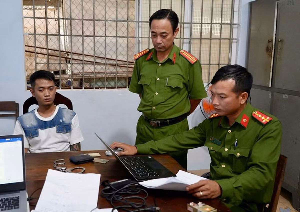 Đối tượng Kiệt tại Công an. Ảnh: Công an