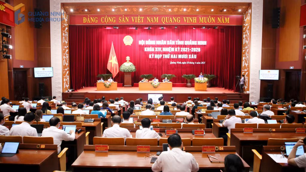 Quang cảnh Kỳ họp.
