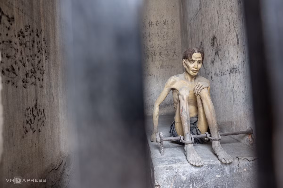 "Tôi đã nhiều lần rớm nước mắt và lặp lại câu hỏi tại sao những con người nhỏ bé có thể vượt qua ngần ấy thử thách khốc liệt", Snaha nói và cho biết thêm bảo tàng phơi bày những tội ác, nhưng sau cùng vẫn khơi gợi sự đồng cảm, khuyến khích du khách suy ngẫm về giá trị của hòa bình.