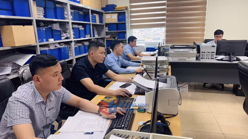 Trung bình một năm, Phòng KCM Than Vàng Danh lập gần 1.700 hộ chiếu, phương án đáp ứng yêu cầu sản xuất.