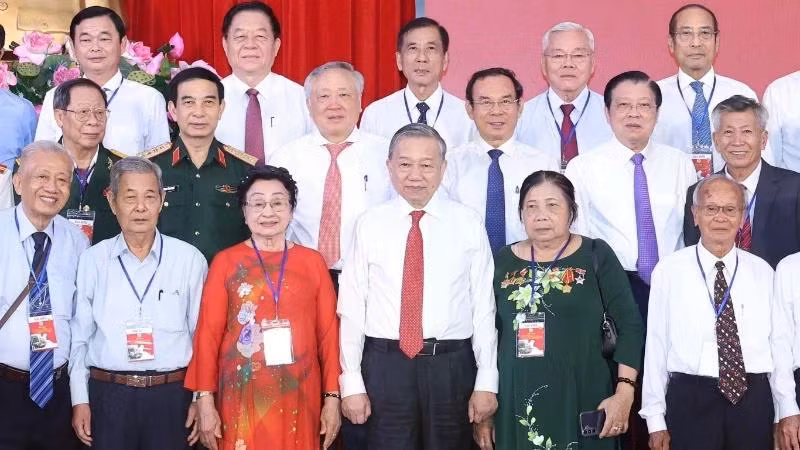 Tổng Bí thư Tô Lâm và các đại biểu. (Ảnh: TTXVN)