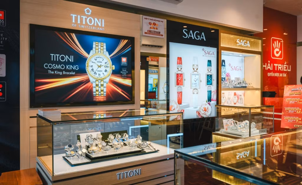 Không gian sang trọng chuẩn quốc tế bên trong showroom Hải Triều.