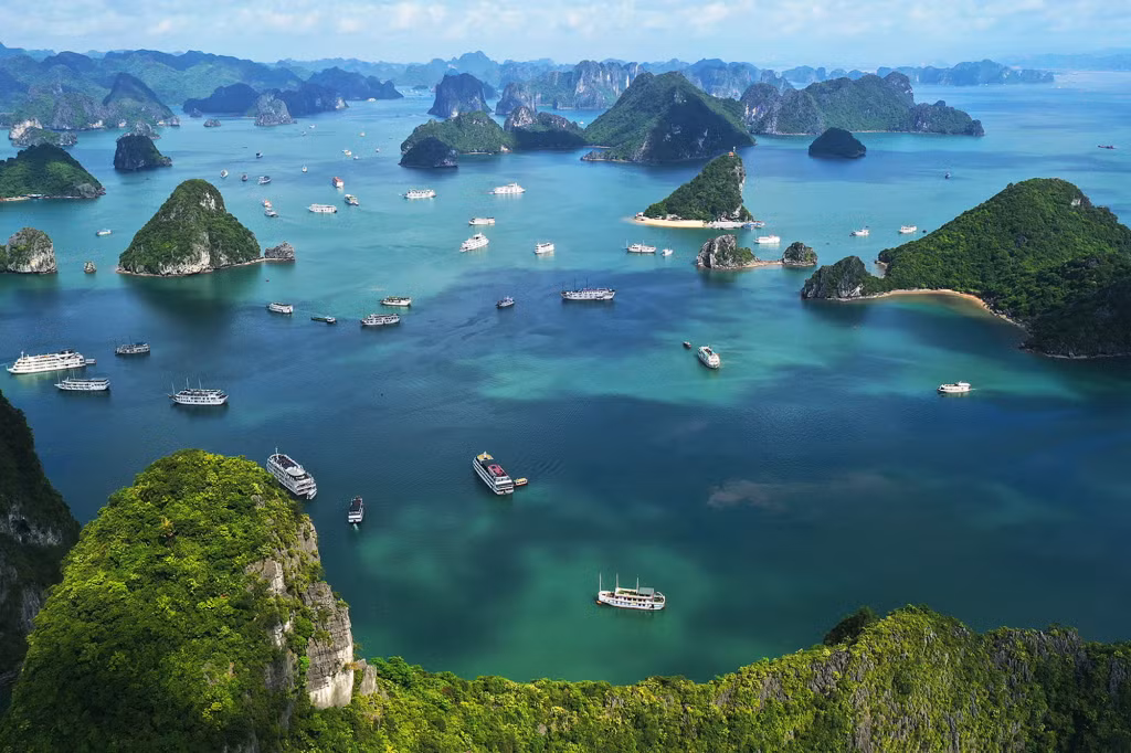 Vẻ đẹp kỳ quan thiên nhiên thế giới Vịnh Hạ Long. Ảnh: Đỗ Phương