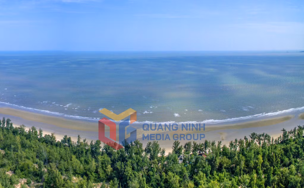 Bãi biển Trà Cổ (4-2025). Ảnh Đỗ Giang