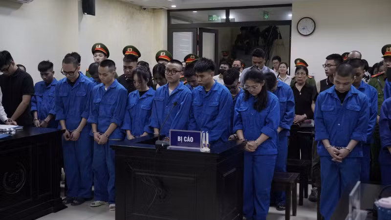 Các bị cáo tại phiên tòa.