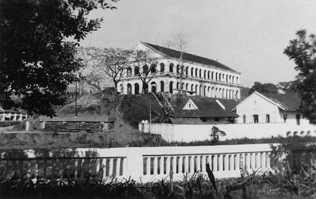 Đồn cao của Pháp ở Tiên Yên (năm 1952). Ảnh tư liệu