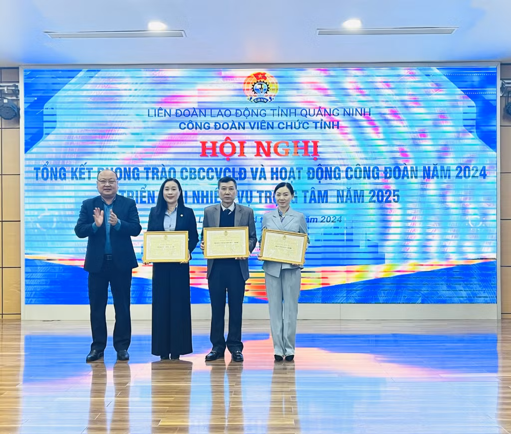 Các tập thể được tặng bằng khen của LĐLĐ tỉnh.