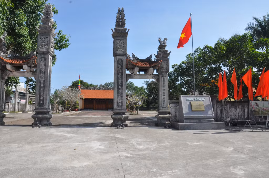 Đình Đầm Hà- Nơi gắn với Hát Nhà tơ- Di sản văn hóa phi vật thể quốc gia.