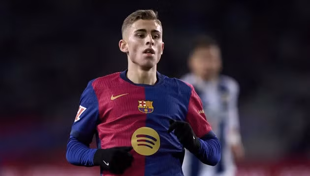 Lopez bị gãy răng trong thất bại của Barca.