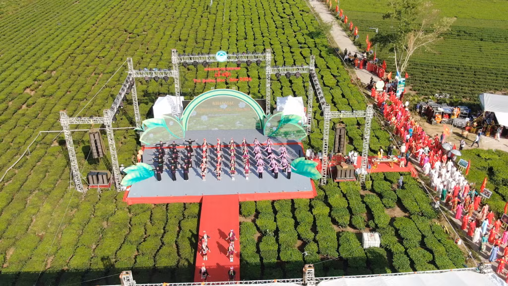 lLễ hội chè Đường Hoa năm 2024, huyện Hải Hà.