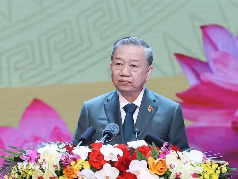 Tổng Bí thư Tô Lâm, Bí thư Quân ủy Trung ương đọc Diễn văn Kỷ niệm 80 năm Ngày thành lập Quân đội Nhân dân Việt Nam, 35 năm Ngày hội Quốc phòng toàn dân. (Ảnh: Thống Nhất/TTXVN)